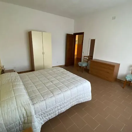 Ampio appartamento a 15 min dal mare e 10 da Olbia *