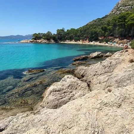 Ampio appartamento a 15 min dal mare e 10 da Olbia * Biaxi