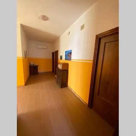 Ampio appartamento a 15 min dal mare e 10 da Olbia * Biaxi