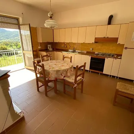 Appartamento Ampio appartamento a 15 min dal mare e 10 da Olbia
